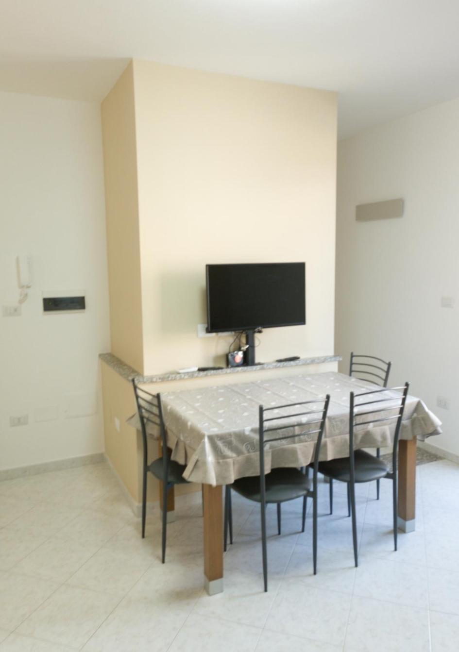 Suite Guesthouse A Pochi Passi Dal Mare Sassari Exterior photo