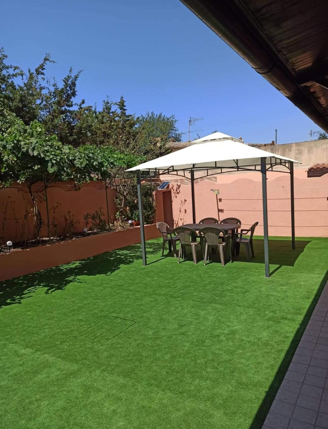 Suite Guesthouse A Pochi Passi Dal Mare Sassari Exterior photo